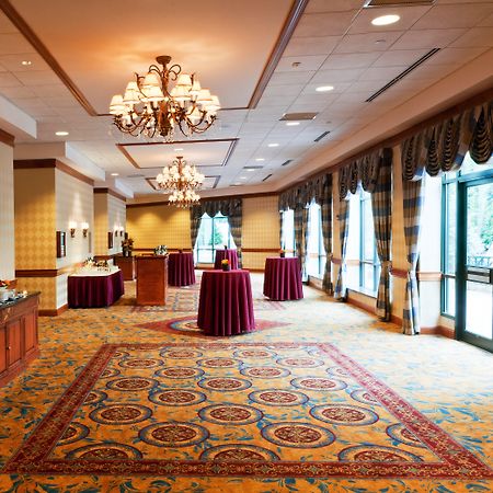 Hotel Crowne Plaza Philadelphia King Of Prussia Exterior foto