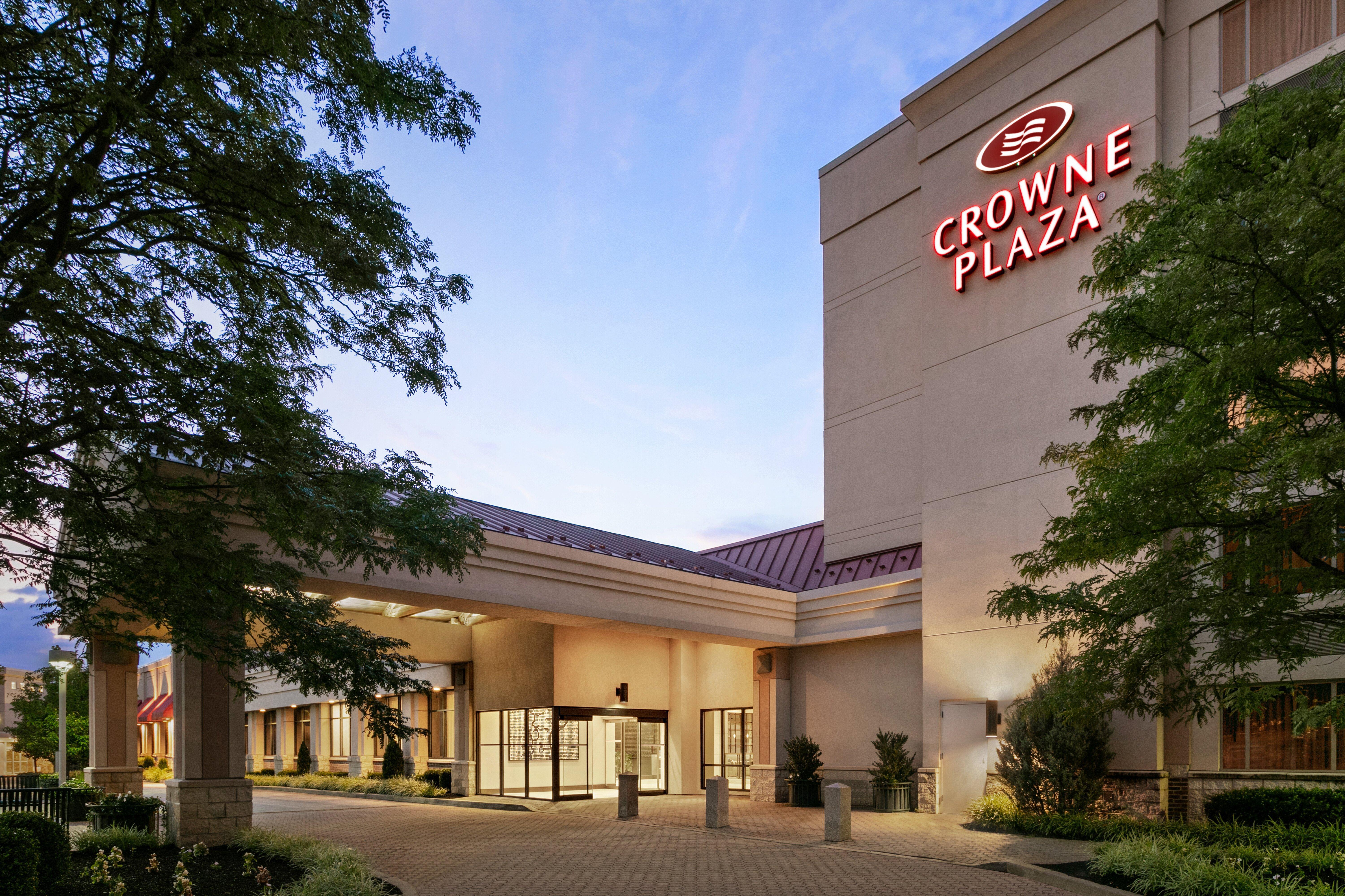 Hotel Crowne Plaza Philadelphia King Of Prussia Exterior foto