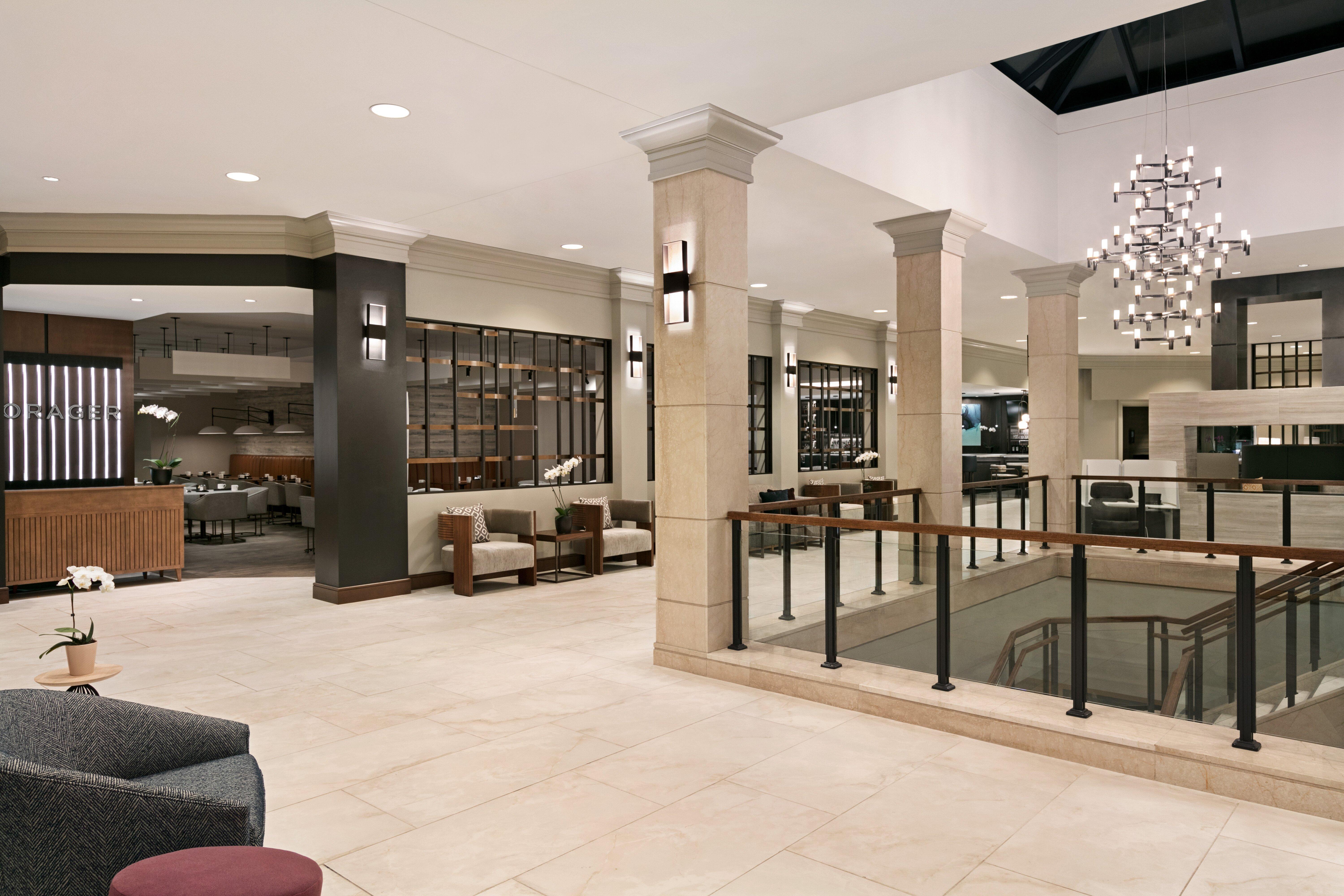 Hotel Crowne Plaza Philadelphia King Of Prussia Exterior foto