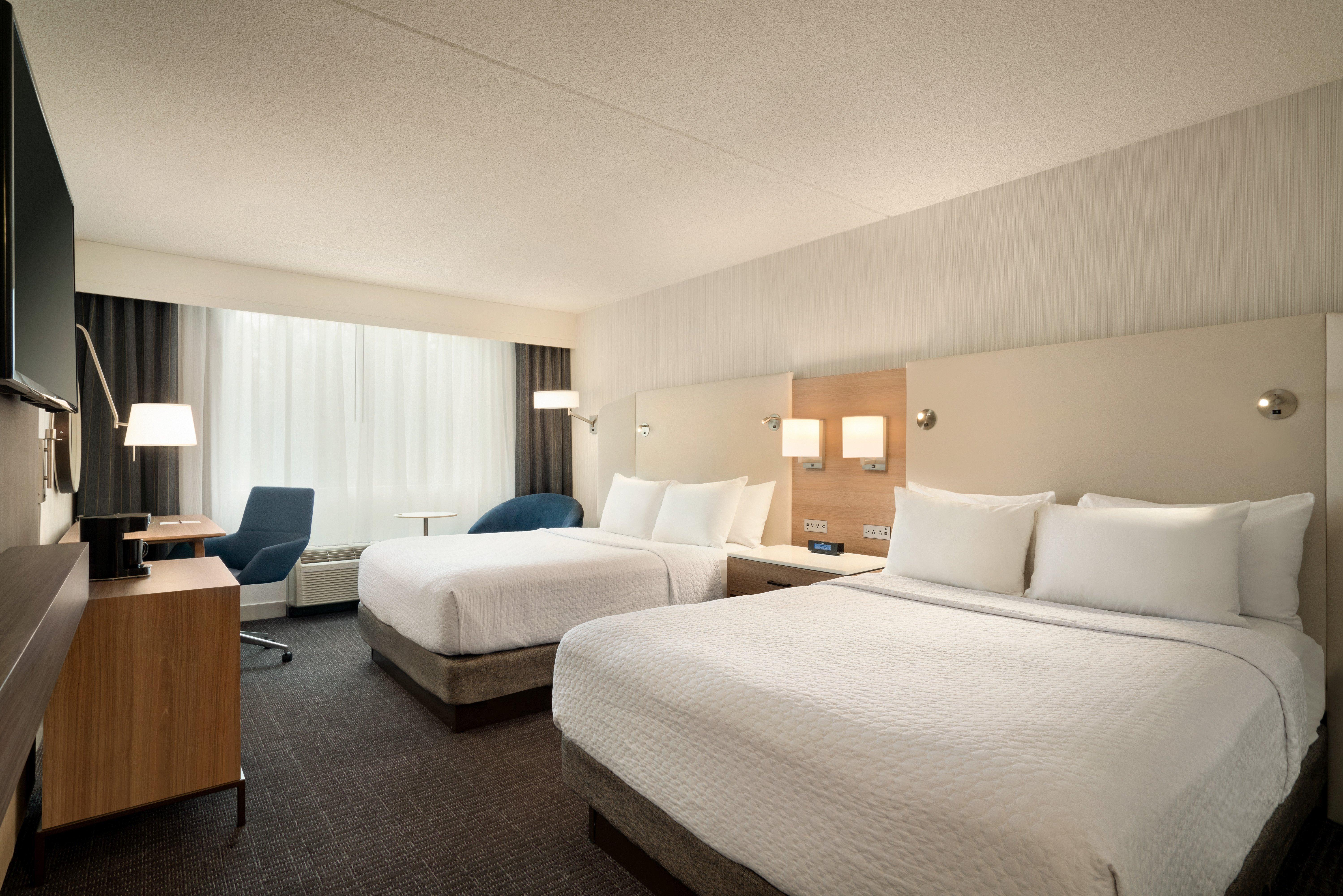 Hotel Crowne Plaza Philadelphia King Of Prussia Exterior foto