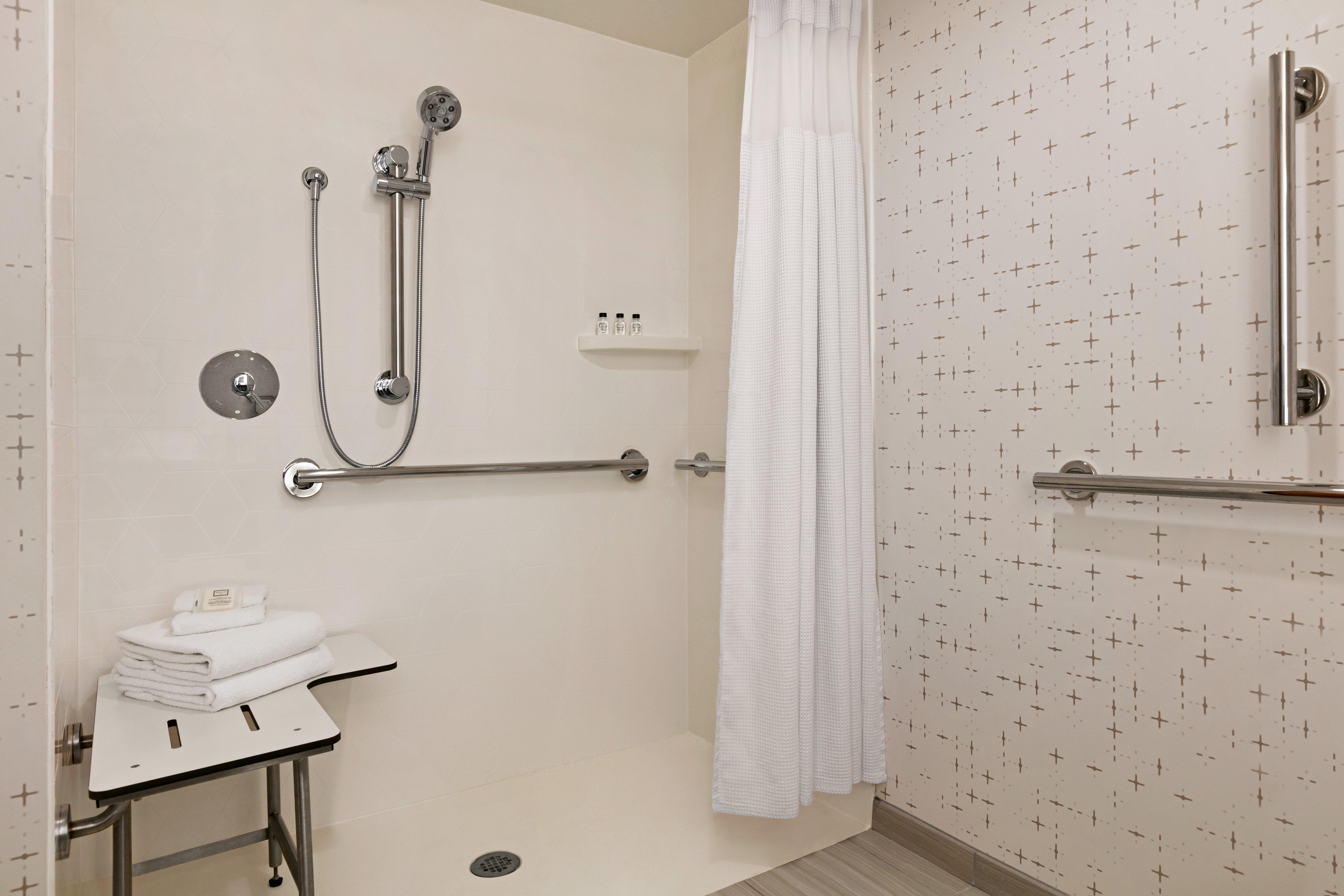 Hotel Crowne Plaza Philadelphia King Of Prussia Exterior foto